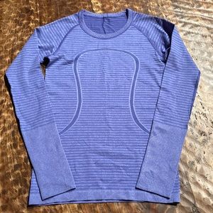 Long sleeve Lululemon swiftly